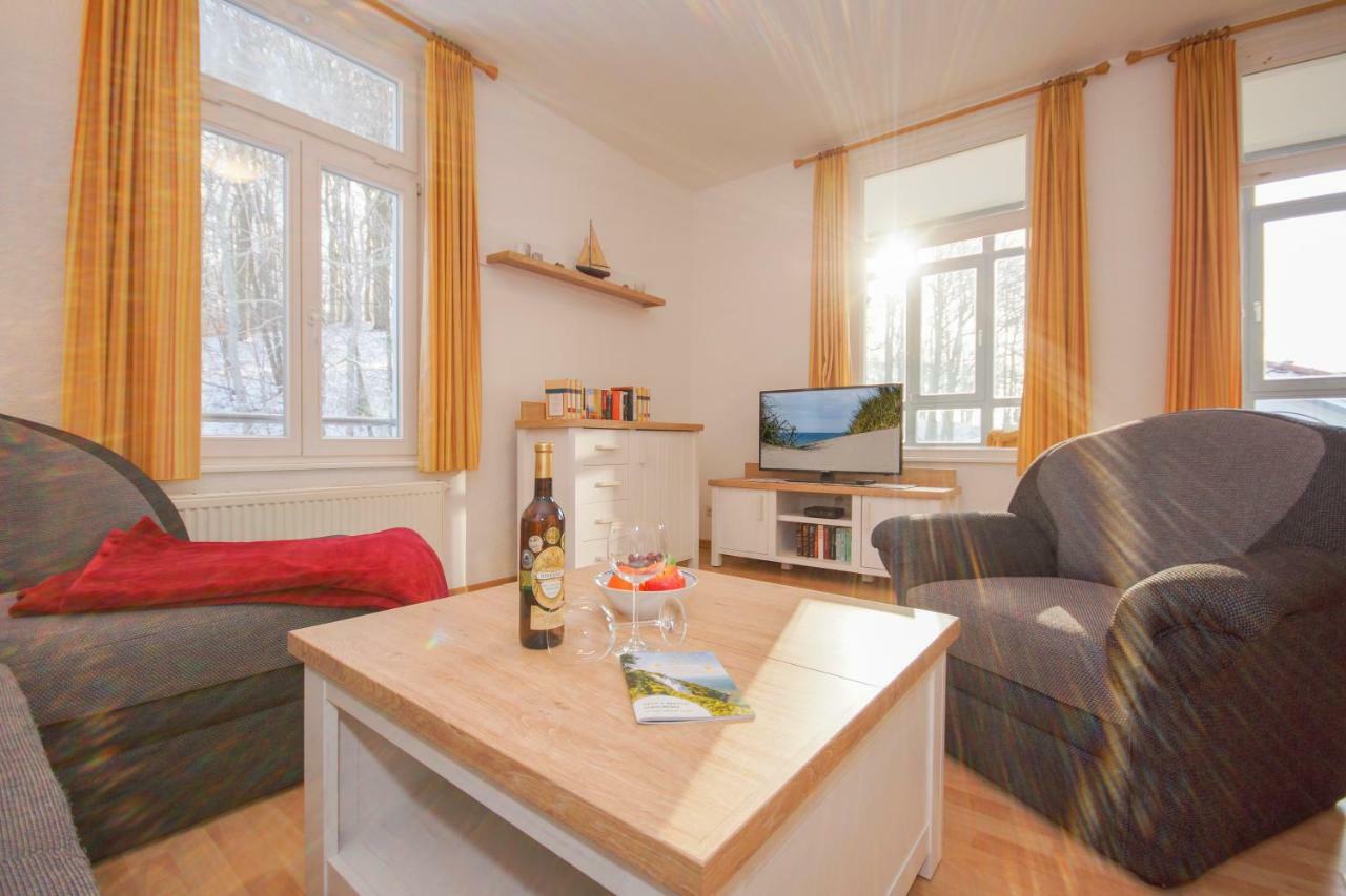 Ferienwohnung Sonnenseite Sellin  Exterior photo